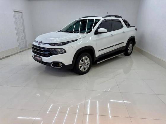 FIAT TORO 1.8 16V EVO FLEX FREEDOM OPEN EDITION AT6 FIAT TORO 1.8 16V EVO FLEX FREEDOM OPEN EDITION AT6